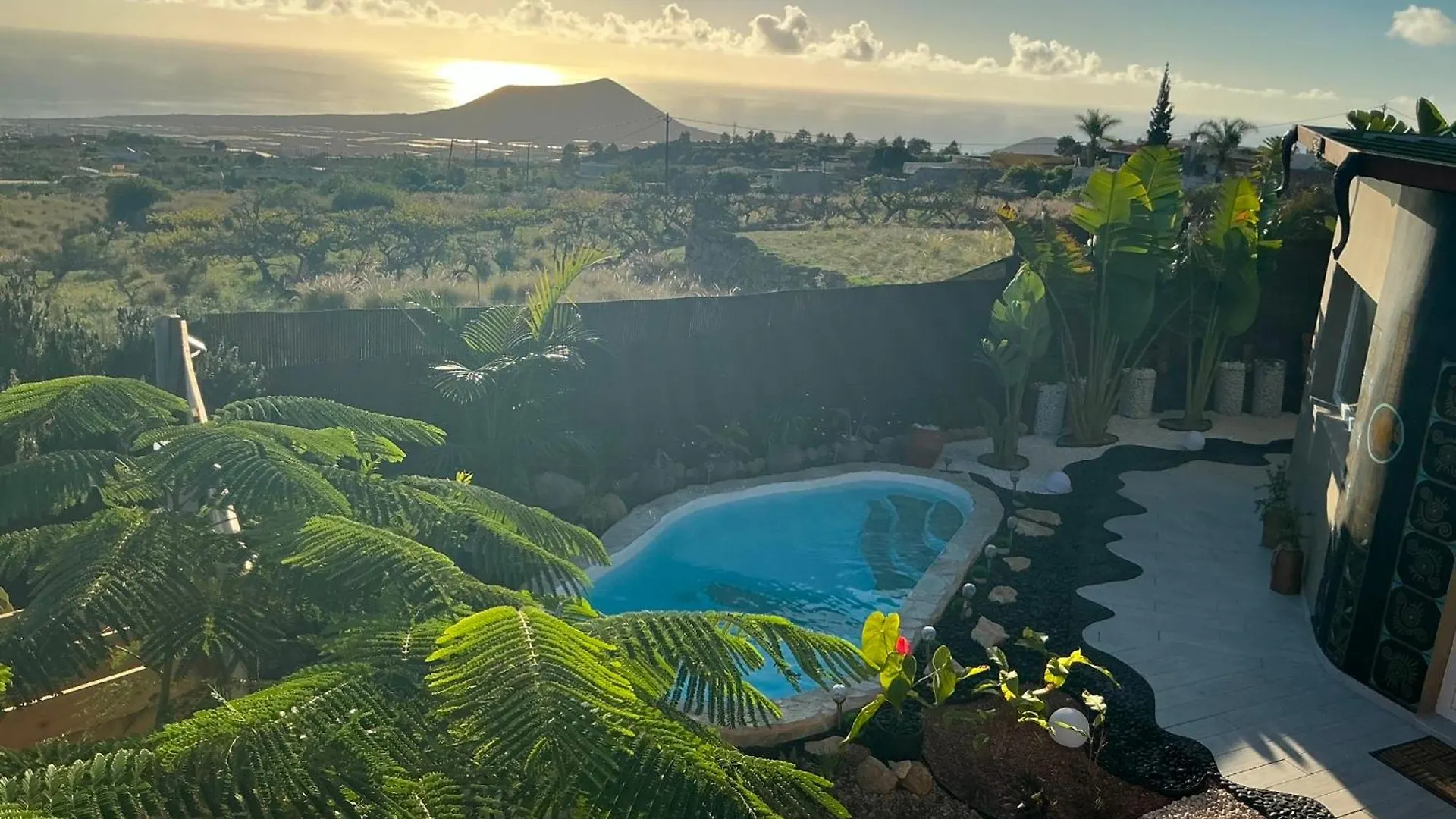 Krisant Gold Rural Luxury Privat Pool Villa Santa Cruz de Tenerife Spain